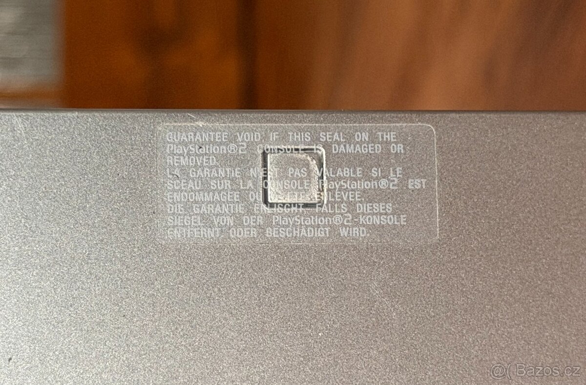 Sony Playstation 2 Slim (SCPH-75004) stříbrná - 8