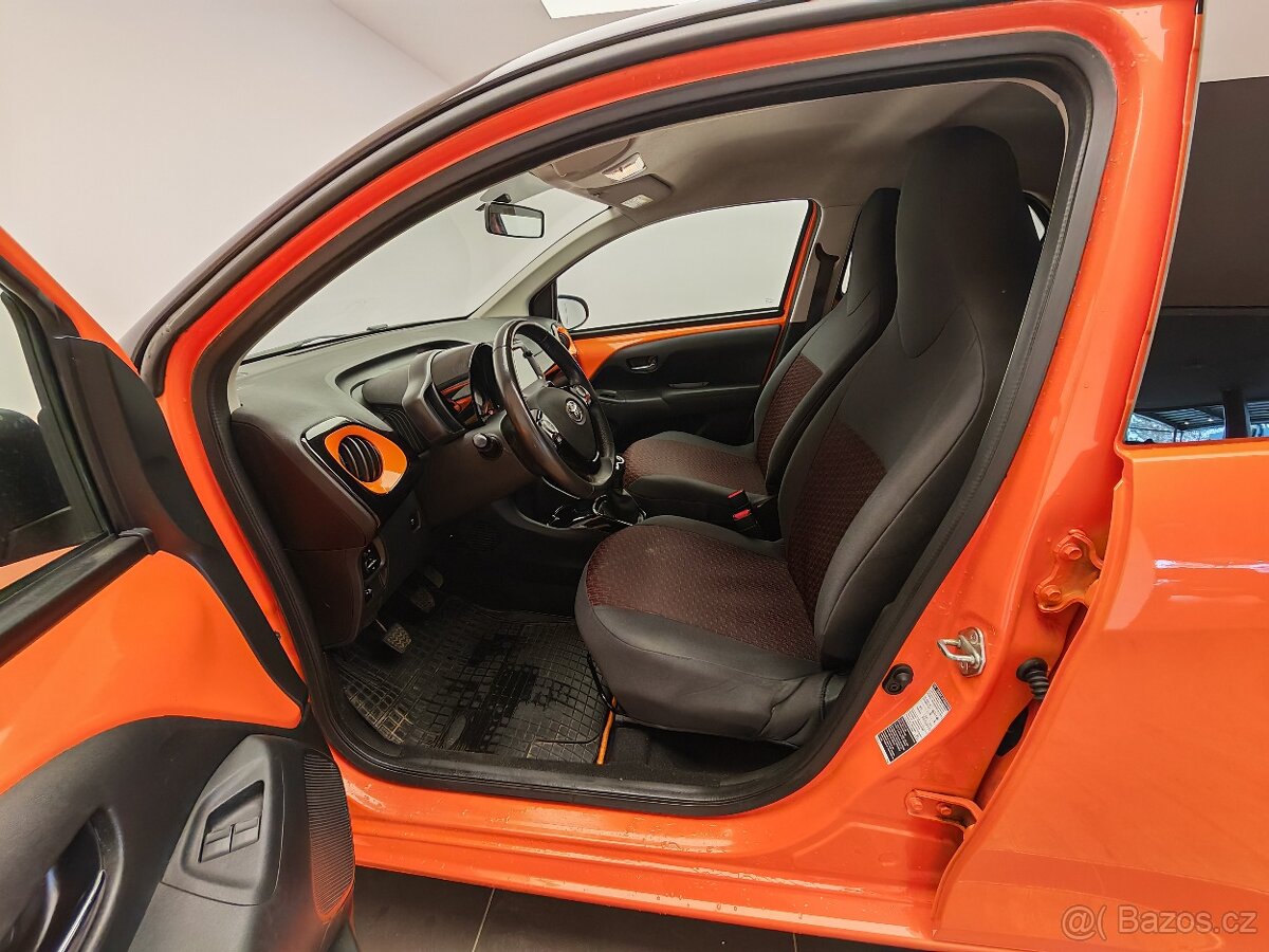Toyota Aygo 1.0 X-Play - 8