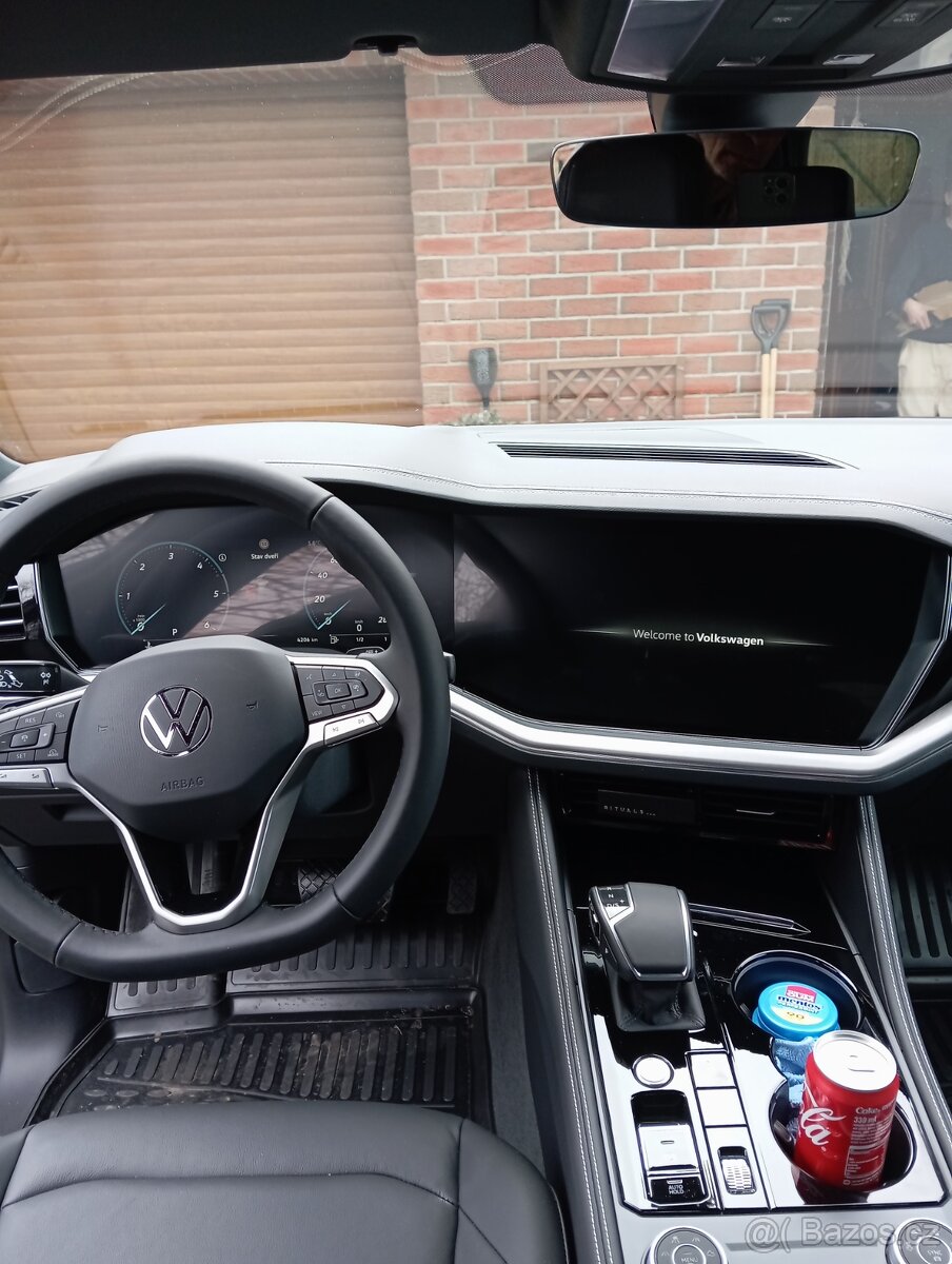 VW TOUAREG NOMÁD - 8