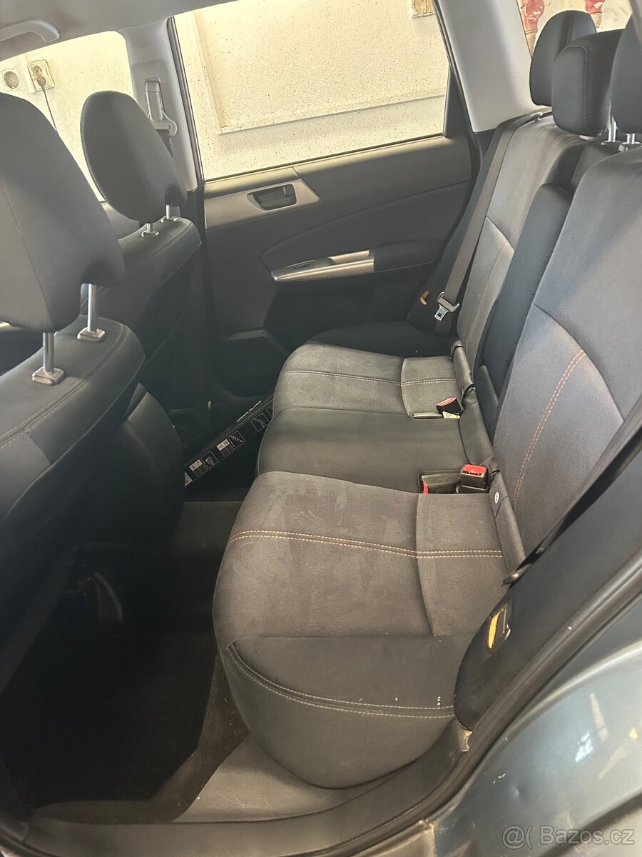 Subaru Forester 2.0D - 8