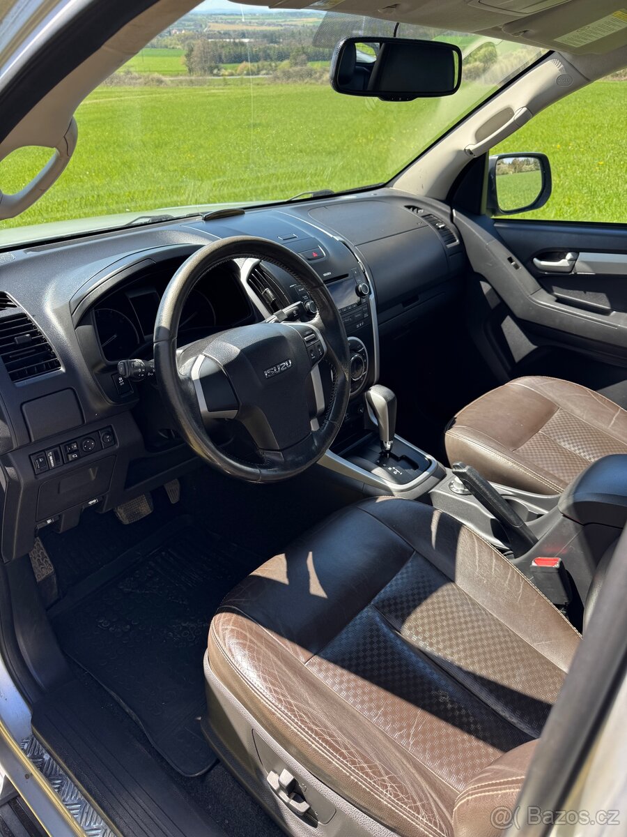 Isuzu D-Max - 8