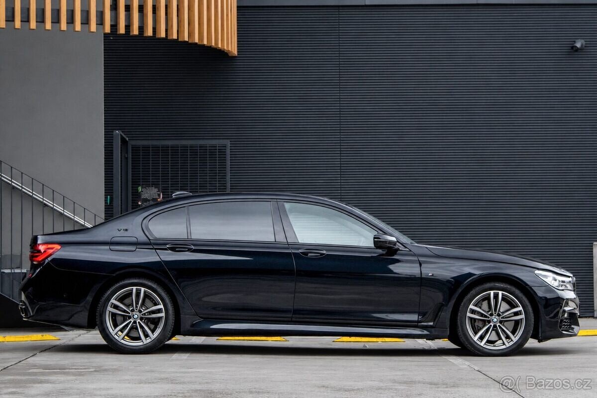 BMW Rad 7 750Li xDrive A/T 2018 - 8