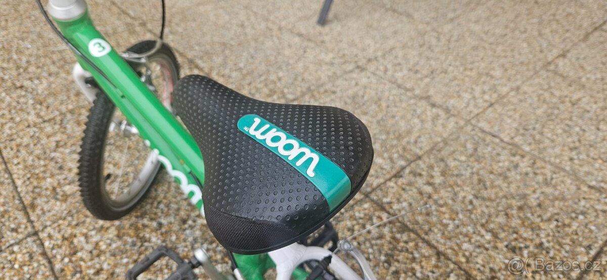 WOOM 3 (16") + stojánek + helma na kolo (zelená barva) - 8