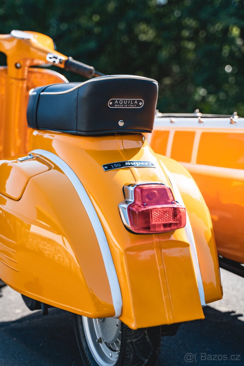 Motorka Piaggio Vespa 150CC (1976) SIDECAR - 8