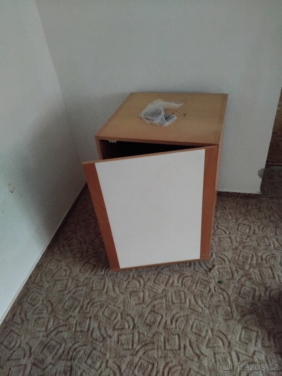 Nabytek za odvoz - 8