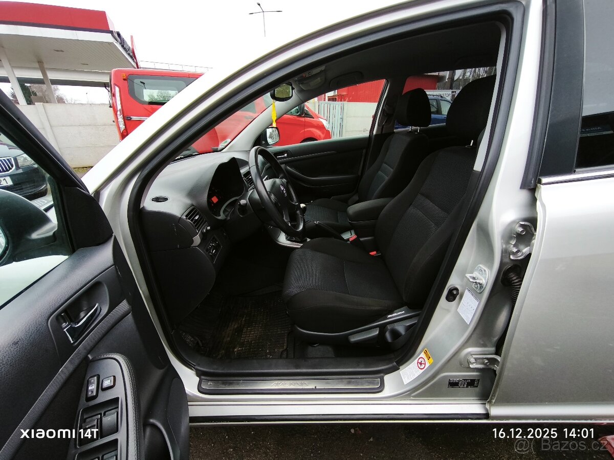 Toyota Avensis 2.0D-4D 93kW, Aut.klima, servisované, tažné - 8