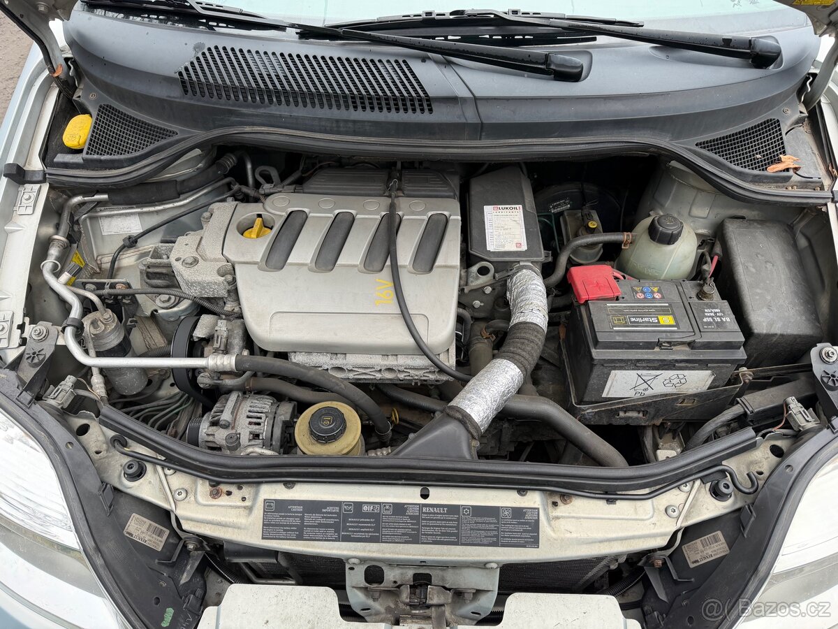 Renault Scenic 1,6 16 V Benzin - 8