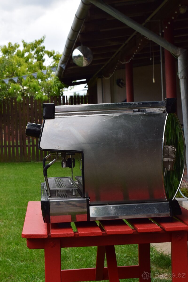 profesionální kávovar La Marzocco GB5 3gr plus acaia pearl - 8