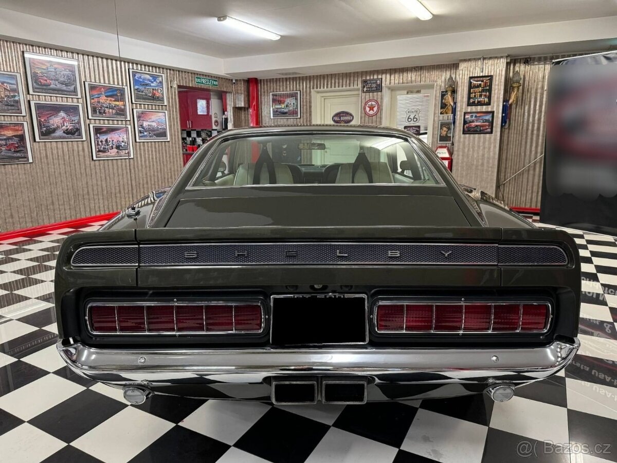 Ford Mustang Shelby GT500 z roku 1969 - 8
