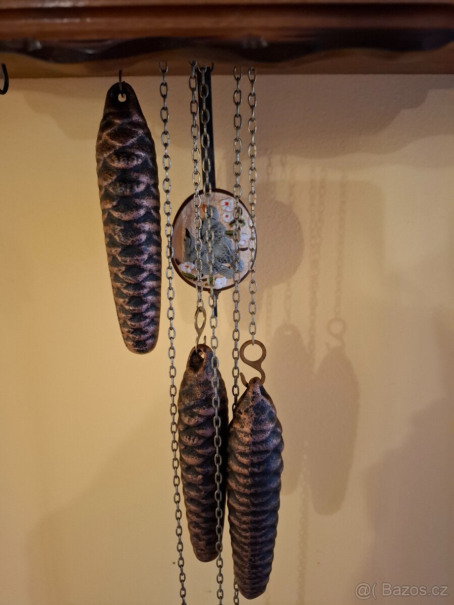 Třizávažove kukačkové hodiny HONES - 8