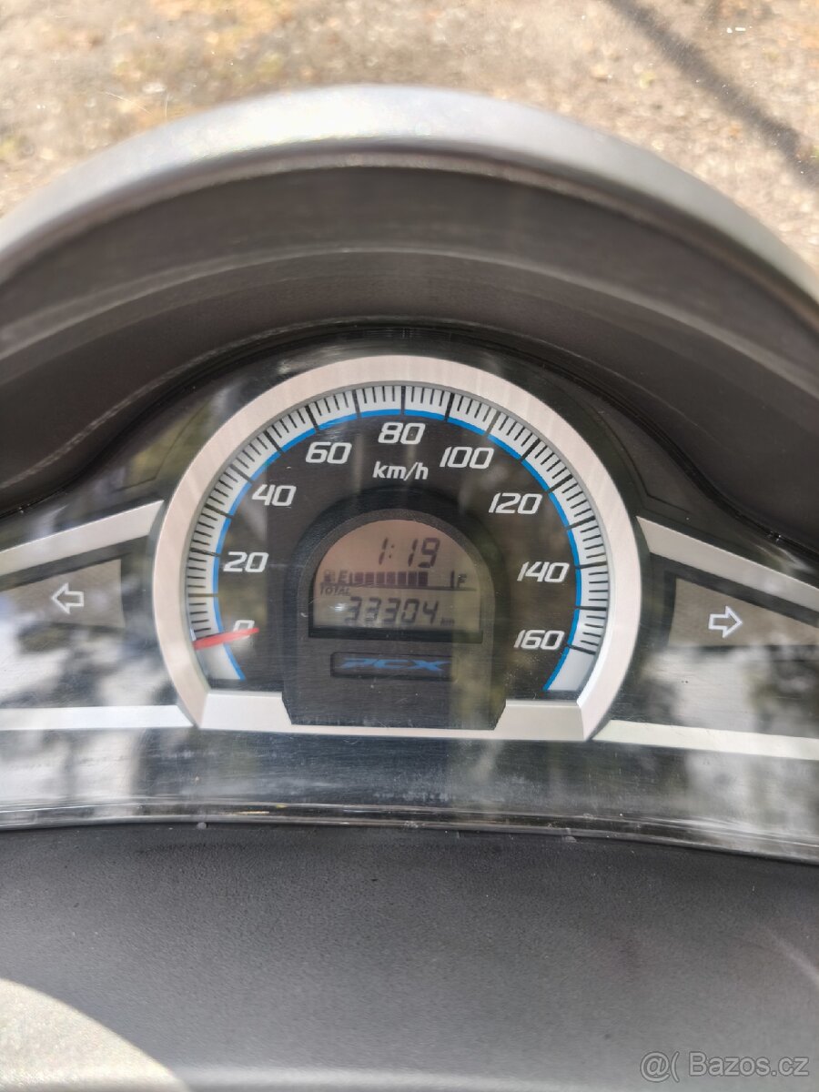 Honda PCX - 8
