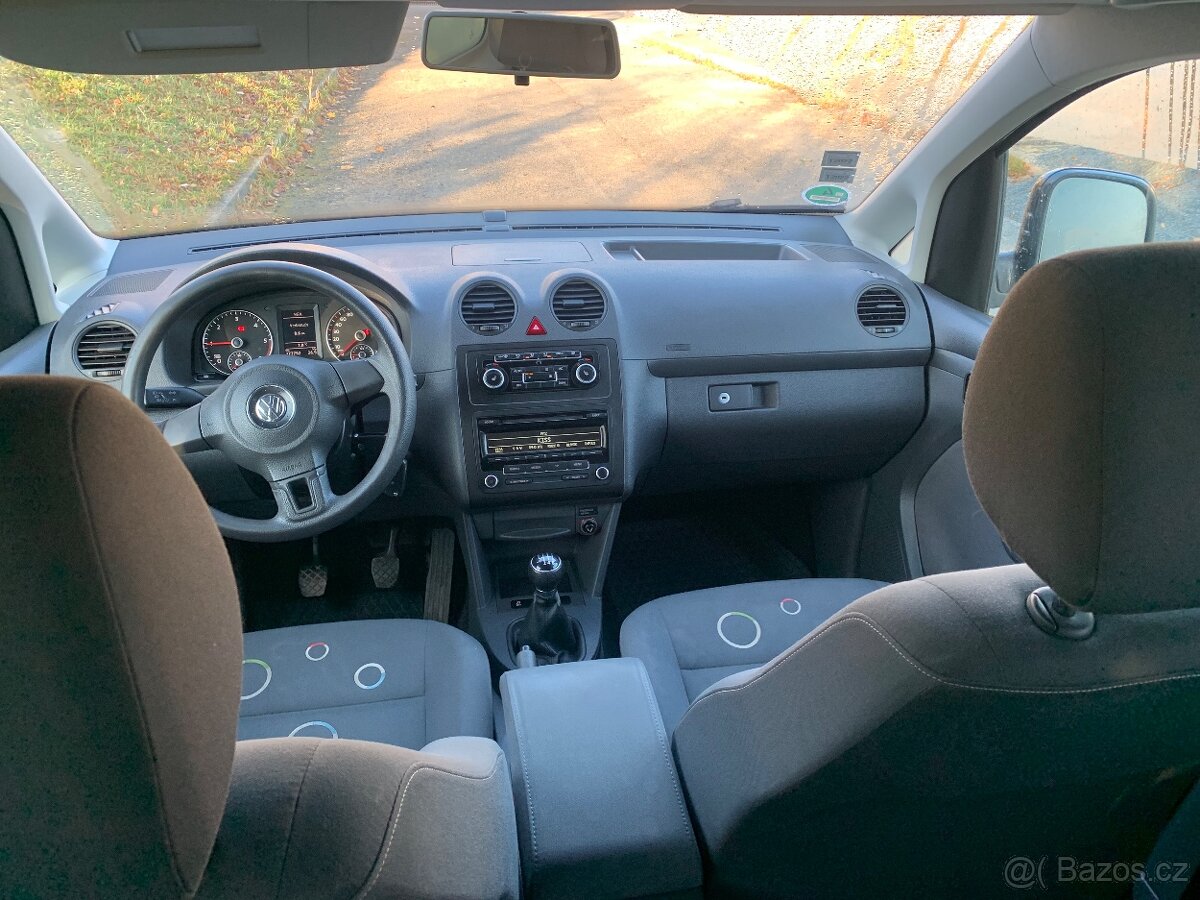 VW Caddy Maxi 2012 2.0tdi 103kw 7míst tažné klima - 8