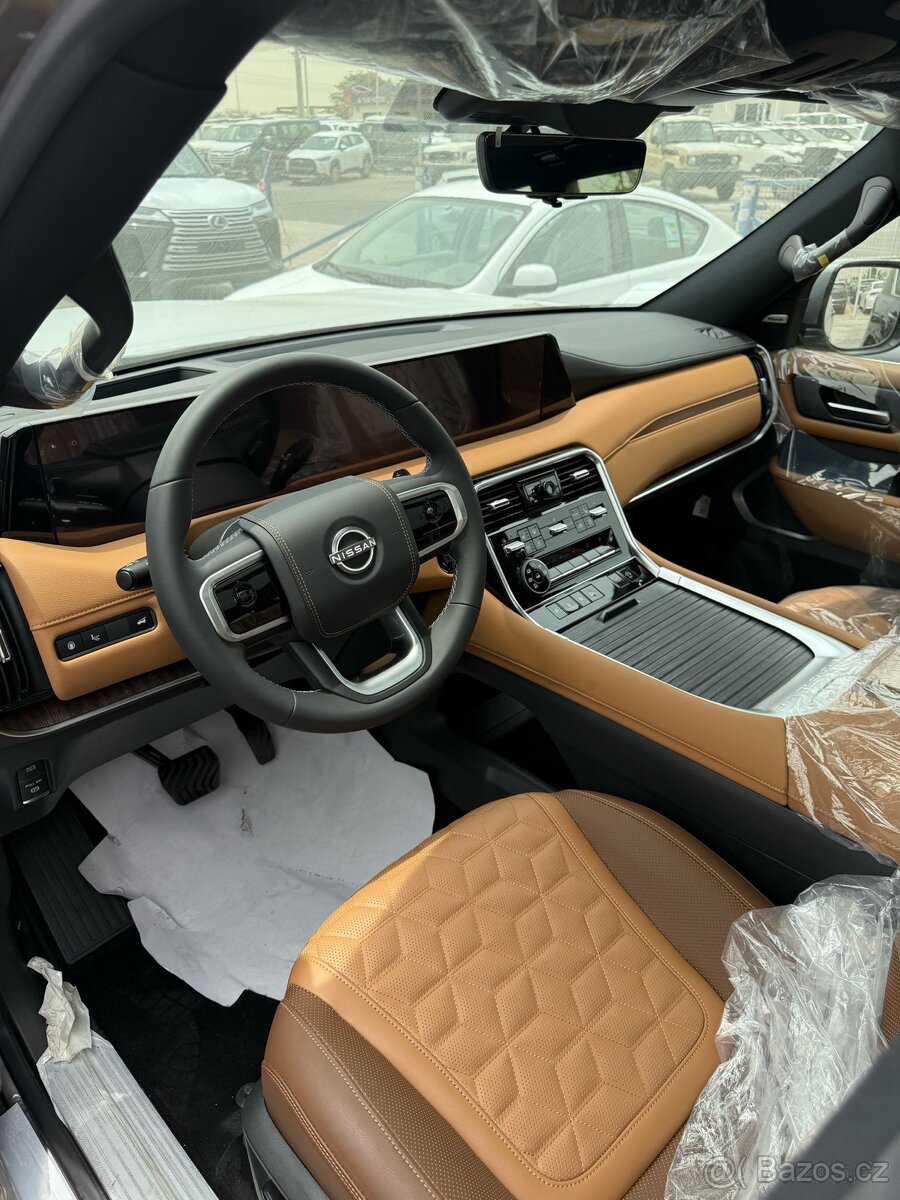 Nissan Patrol Platinum, 3,5l V6, US specifikace - 8