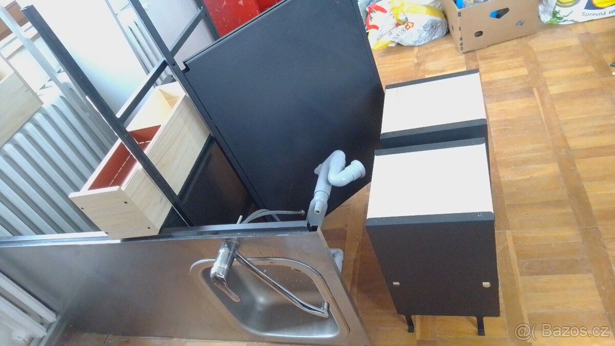 Linka kuchyň - Kamna Mora - 8