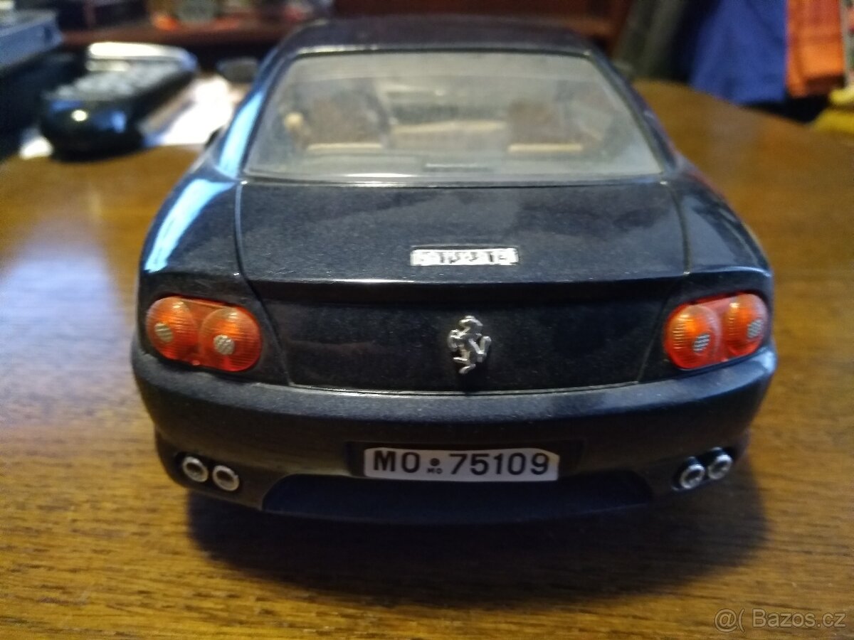 Prodám modely 1/18 - 8