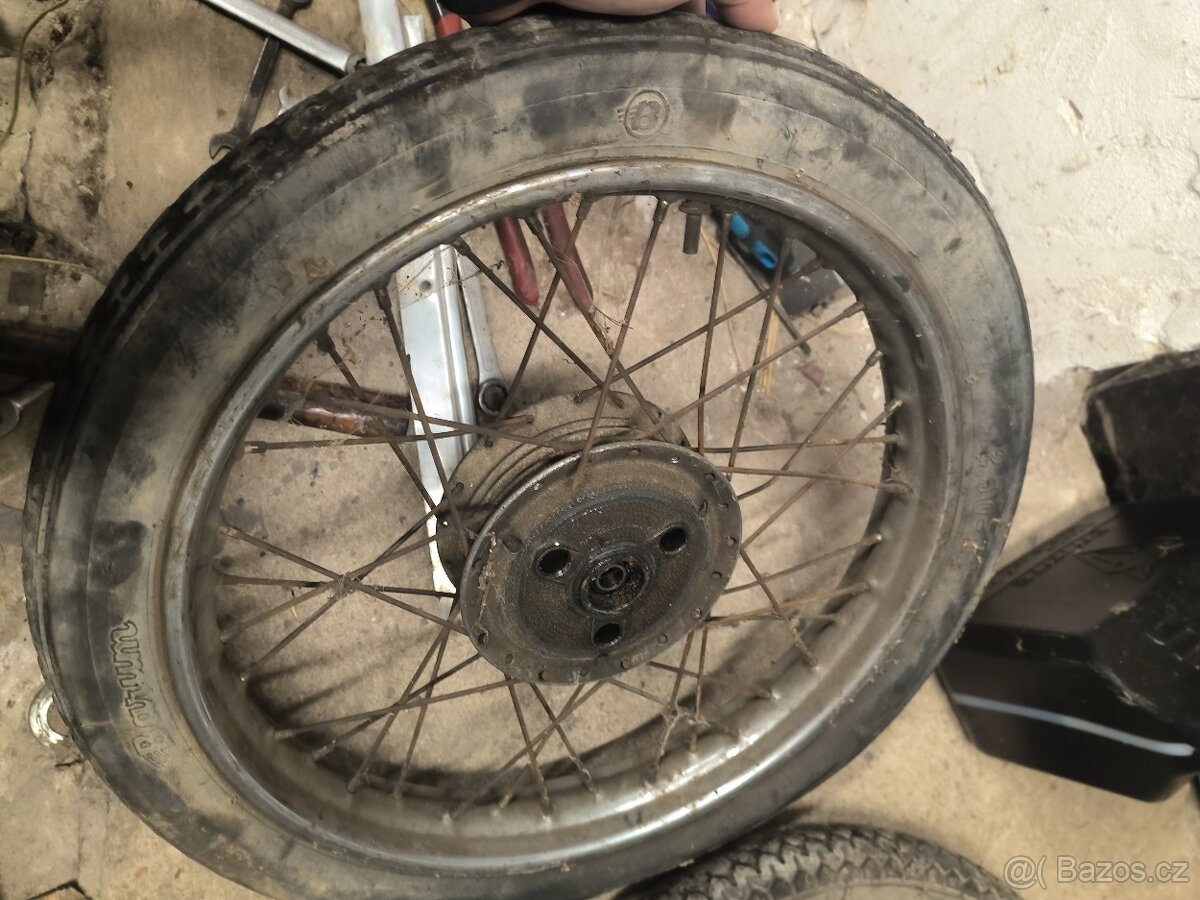 Kola Jawa pionýr 20 21 - 8