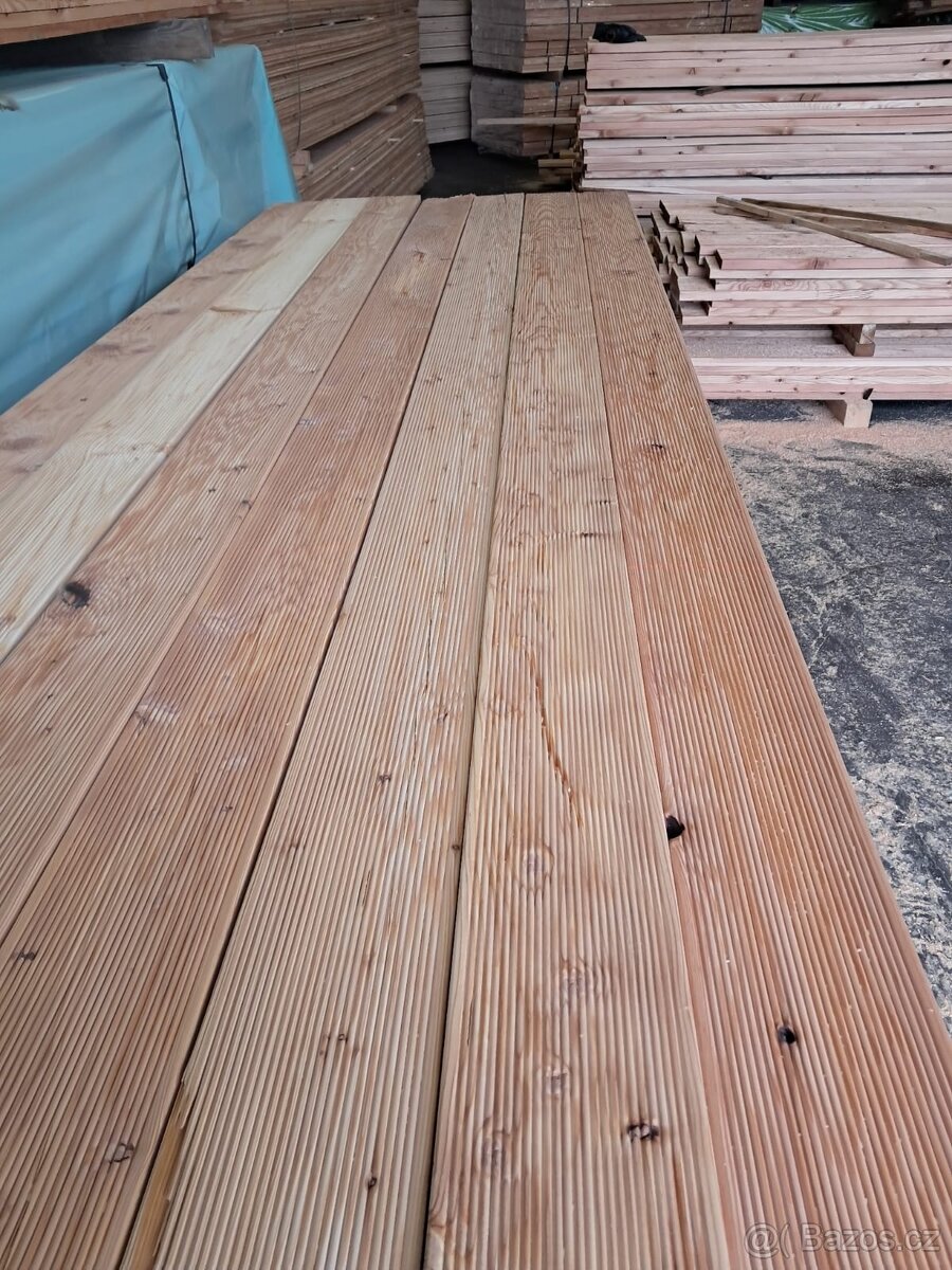 Prodám terasová prkna modřín hladká i vroubkovaná - 8