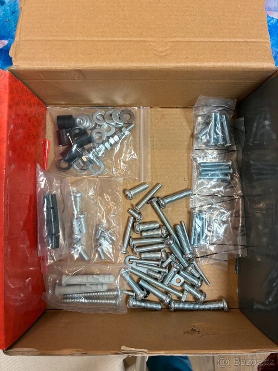 Nástěnný držák monitoru či televize - 8