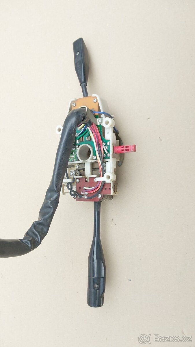 Suzuki Samurai SJ410 – Páčky světle a stěračů - 8