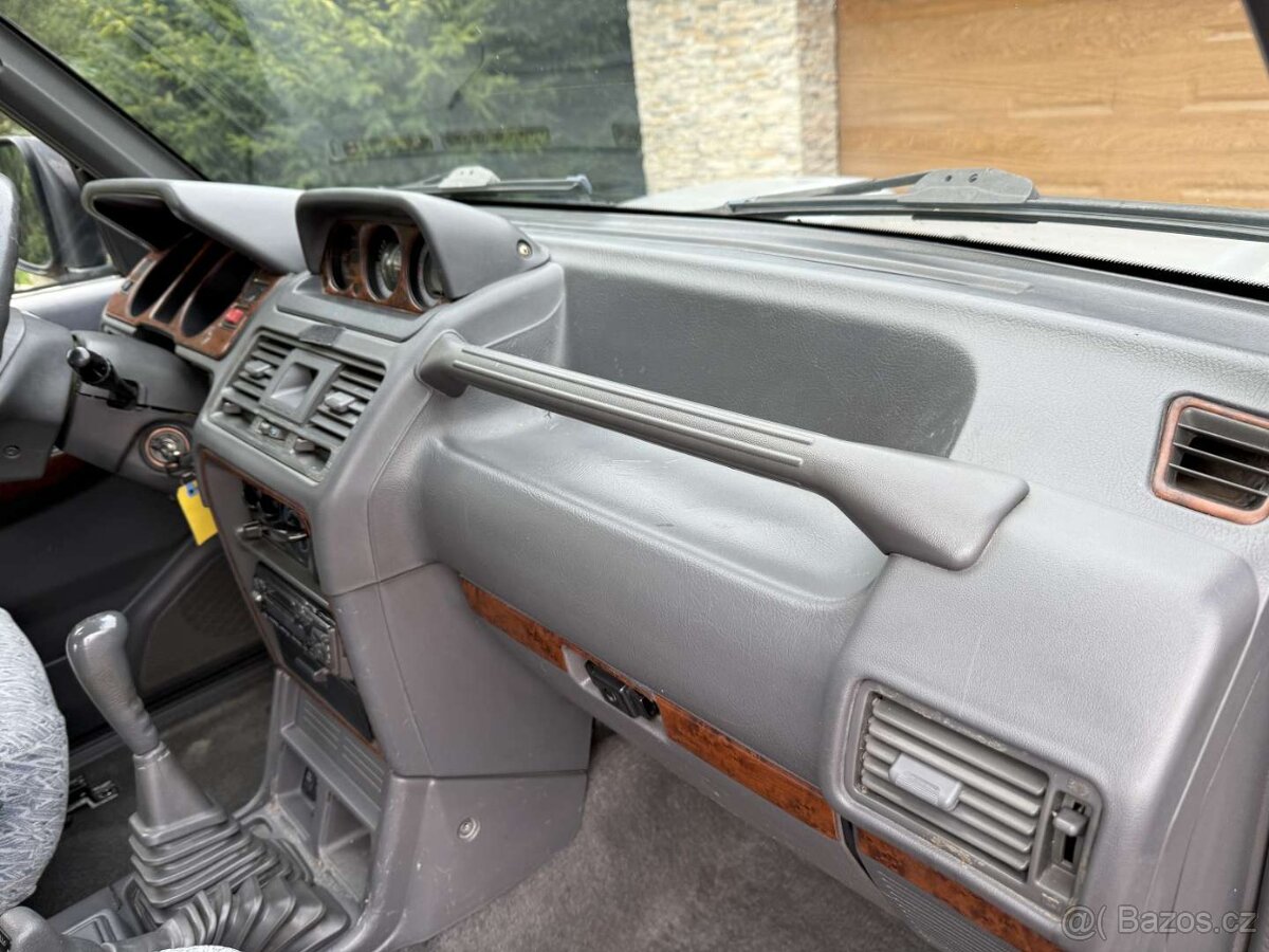 MITSUBISHI PAJERO 2,8TD SuperSelect - 8