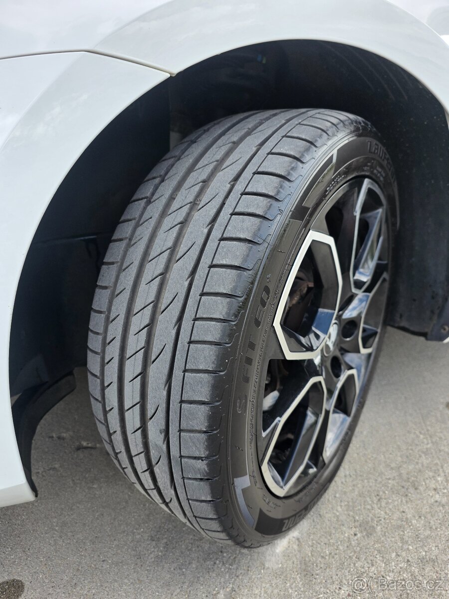 VW GOLF VARIANT 7 1.6TDI - 8