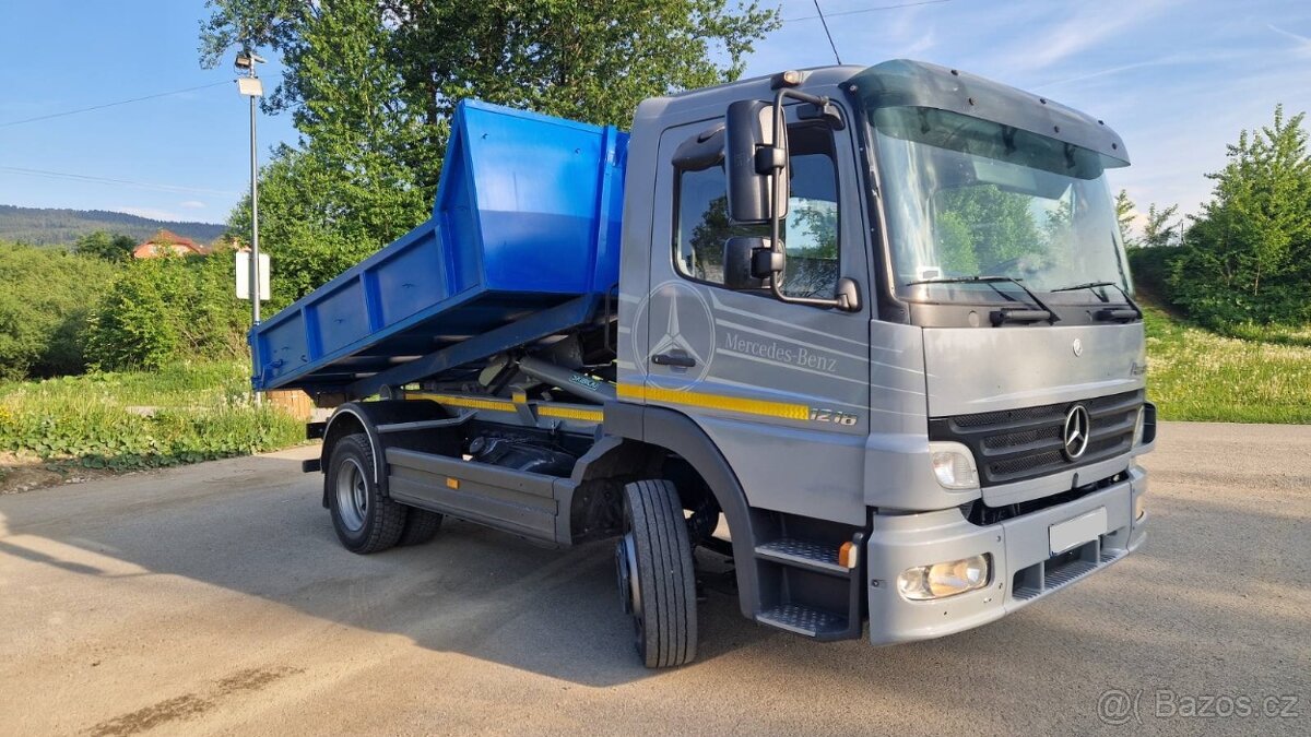 Mercedes Atego 1218 hákový nosič kontejnerů - 8