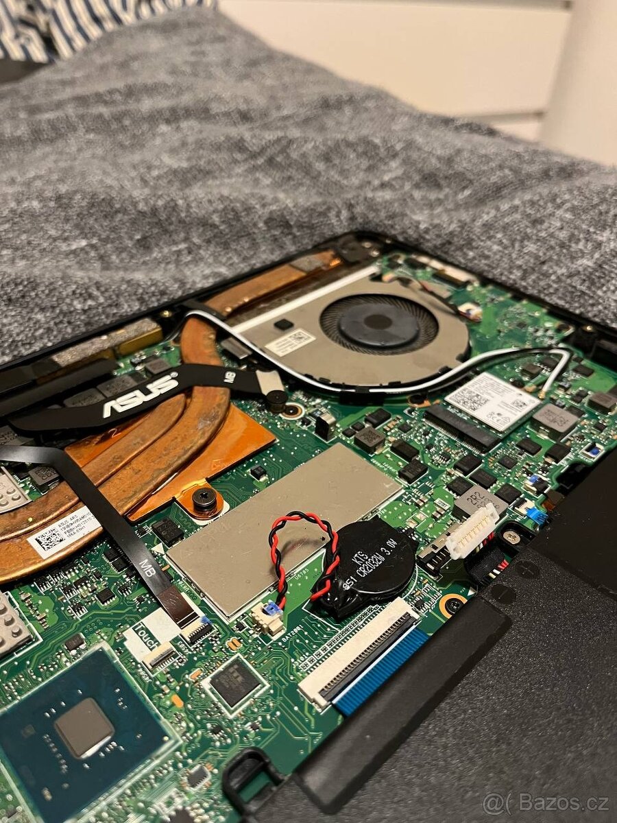 ASUS ZenBook UX580GD - 8