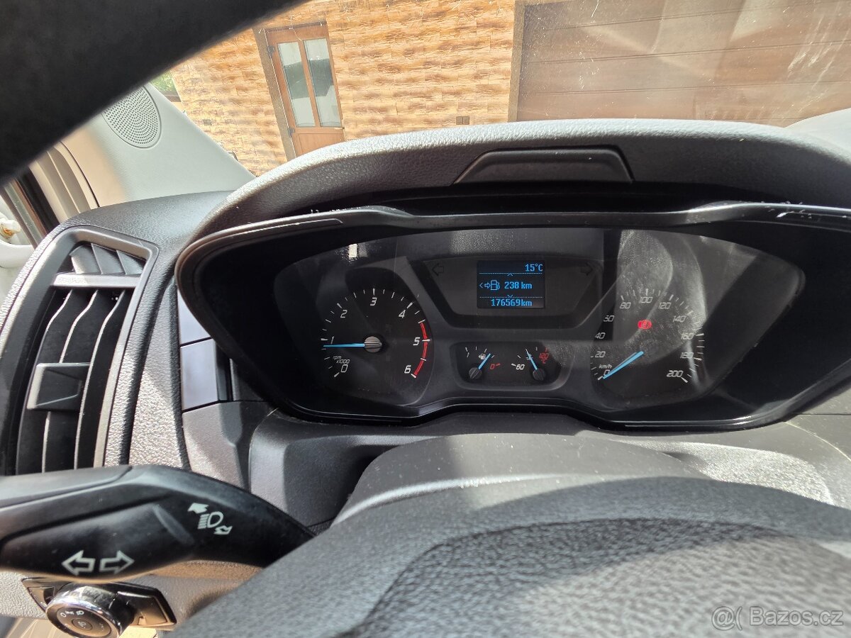 Ford Transit 2.2TDCi Valník - 175tkm - plocha 3,25m - 8