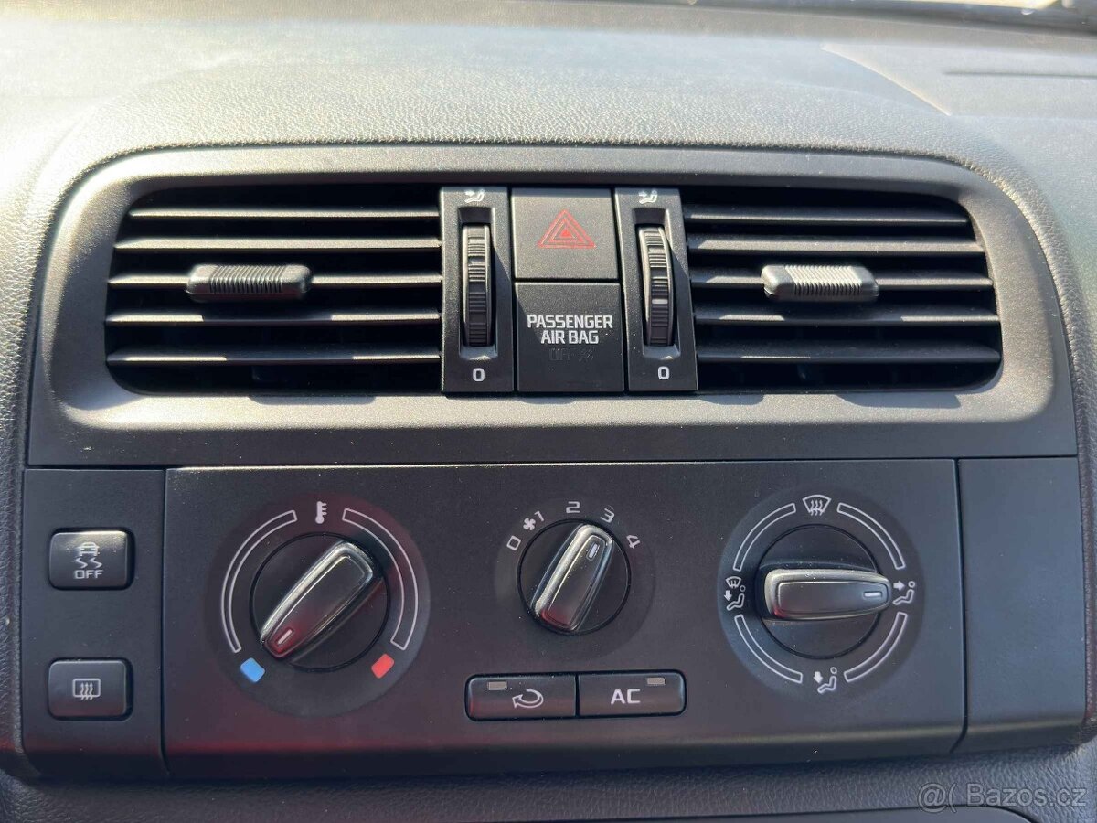 Škoda Roomster 1.2TSi , 63 kW benzín, 2013 - 8