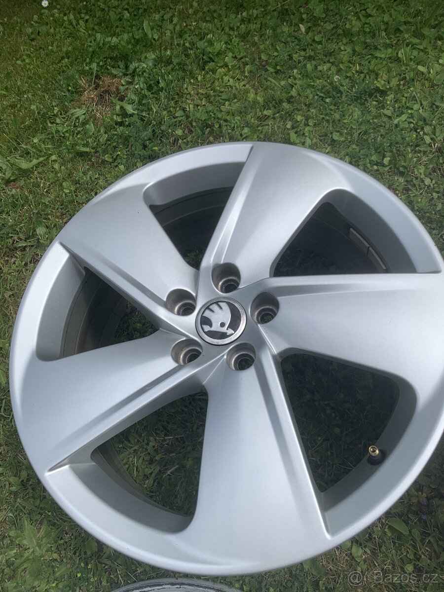 Alu kola 5x100 7J x 17" - 8