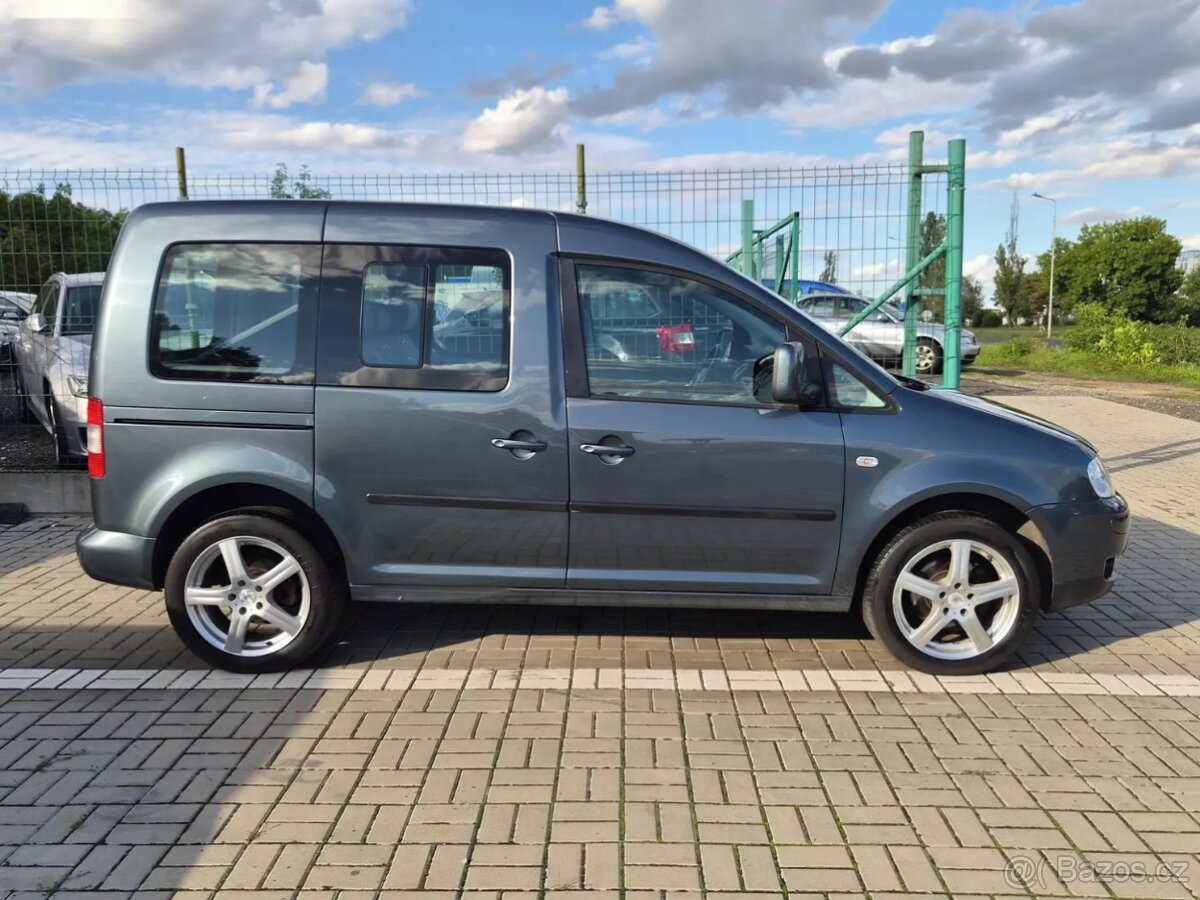 Volkswagen Caddy, 1.6i LIFE - 8