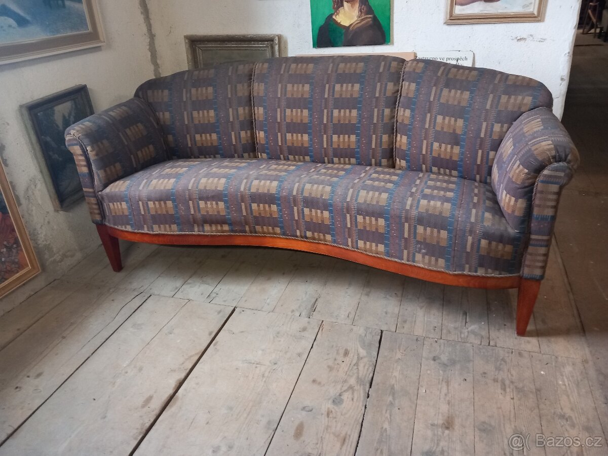 100 let staré sezení - 8