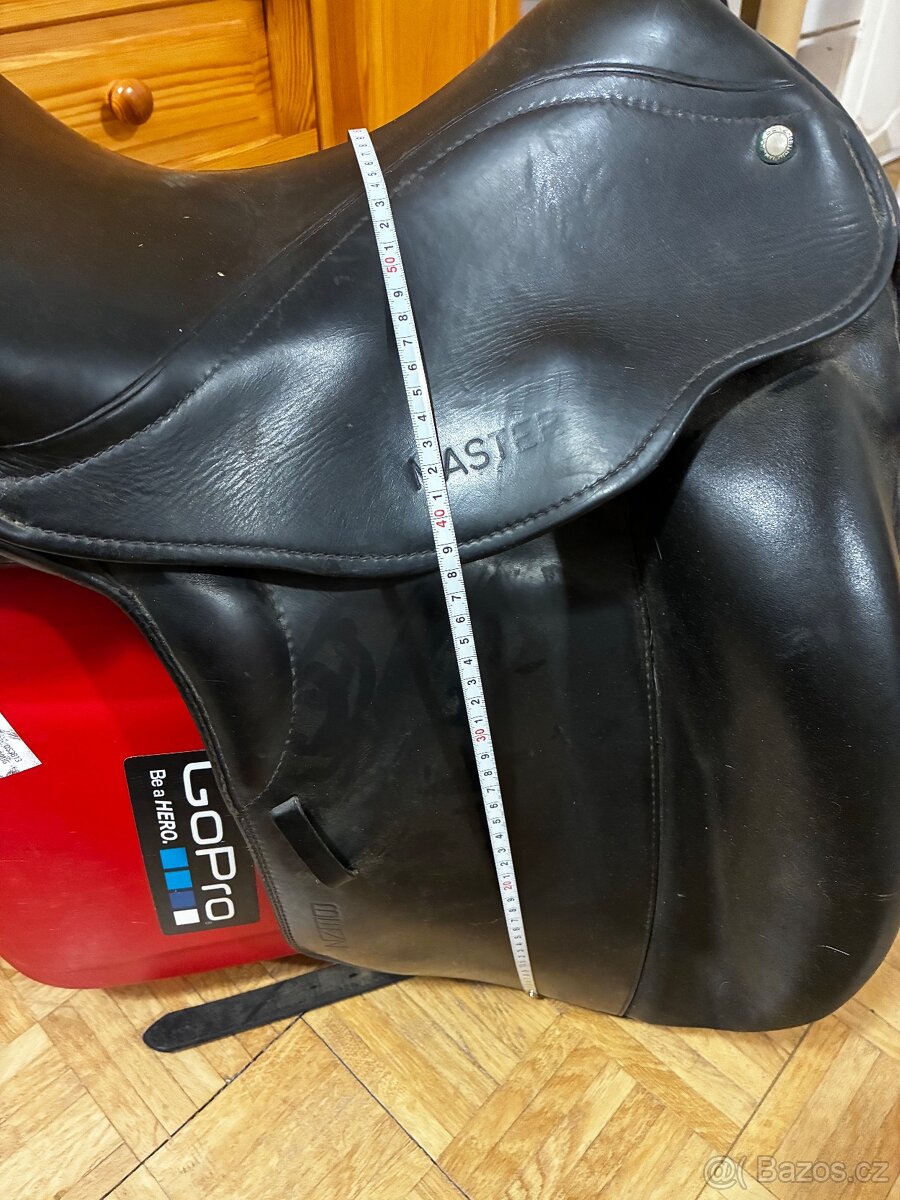 Drezurní sedlo Max Benz 16,5 - 8