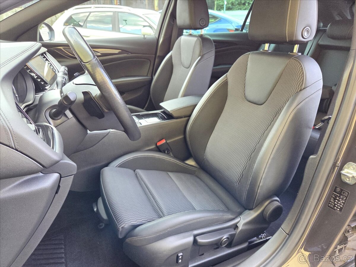 Opel Insignia ST 2,0 CDTi 4x4 GS Line ČR 1.majitel - 8