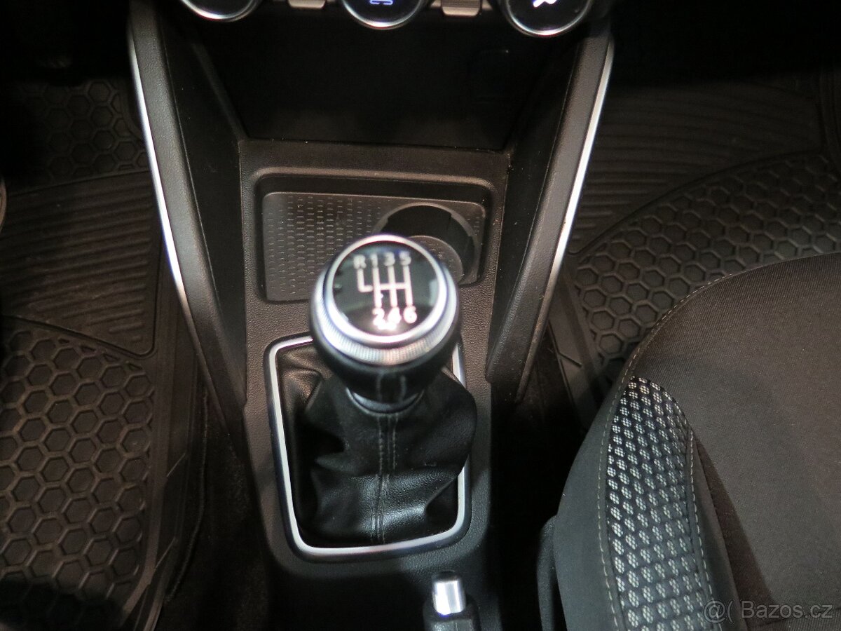 Dacia Duster 1.3TCe 130, navi,kamery,výhřev - 8