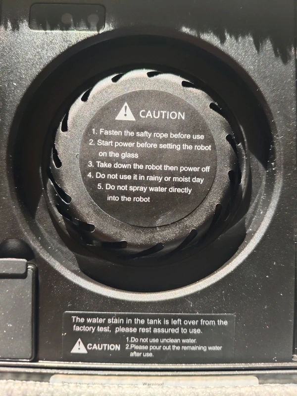 Čistič robotický na okno - 8