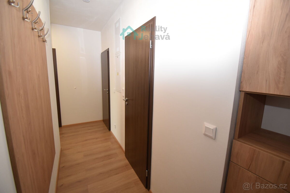 Pronájem, byt 2+kk, Pardubice, ul. Východní NOVÁ TESLA - 8