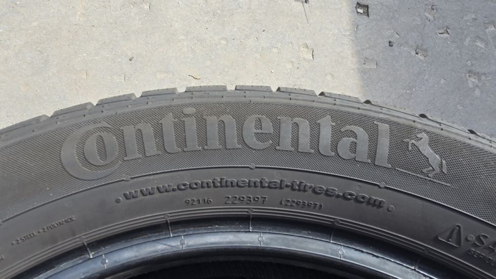 Zimní pneu 215/55/17 Continental - 8