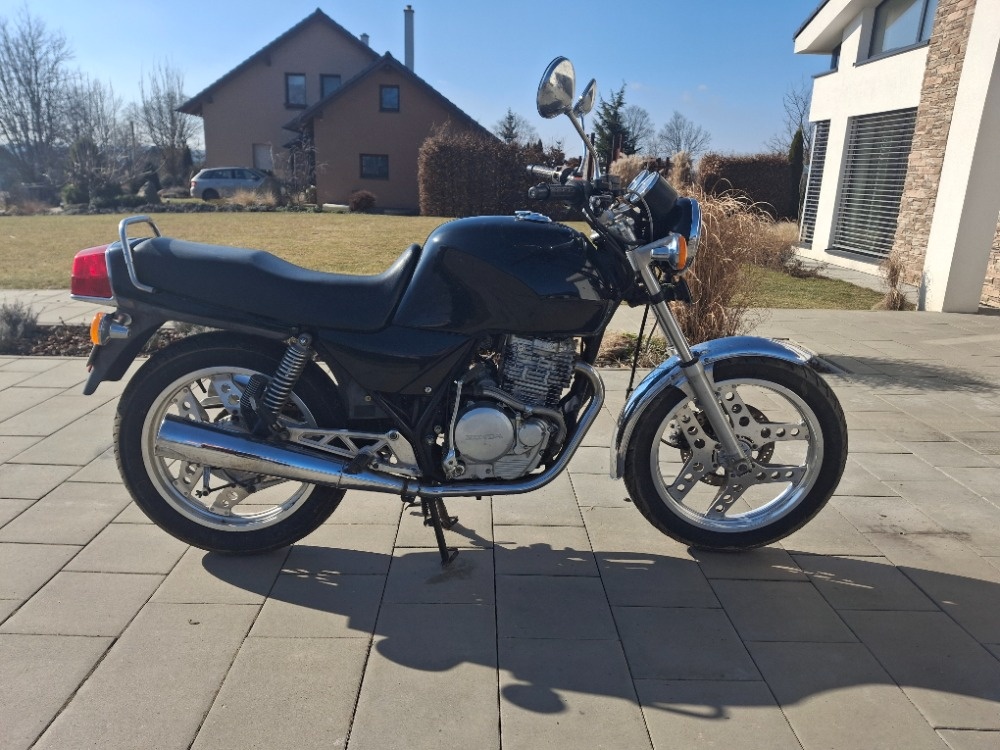 HONDA XBR 500 PC15 r.v. 1995 - 8