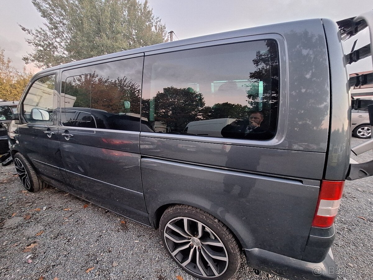 Prodám Multivana T5 - 8
