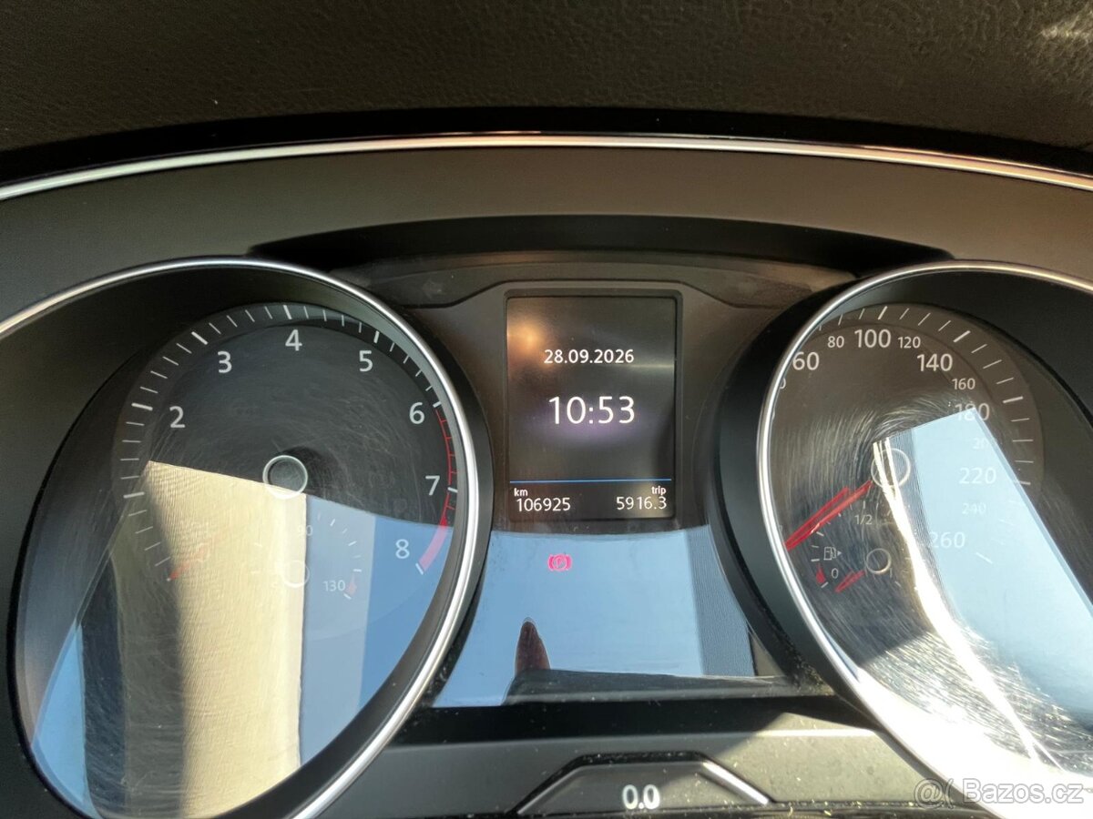 Volkswagen Passat 1.5 TSI 110 kW - 8