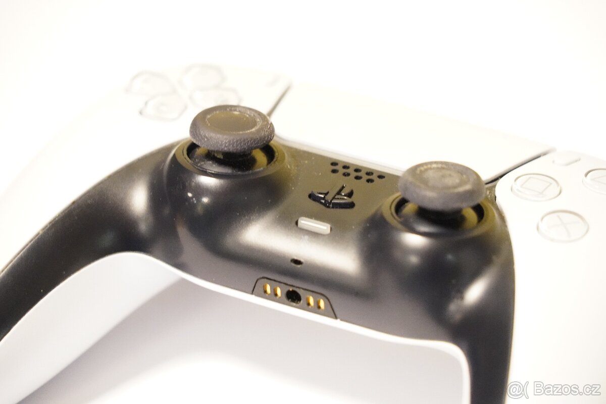 PlayStation 5 s mechanikou - 8