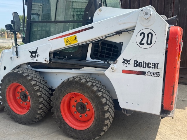 Smykový kolový nakladač Bobcat S450 - 8
