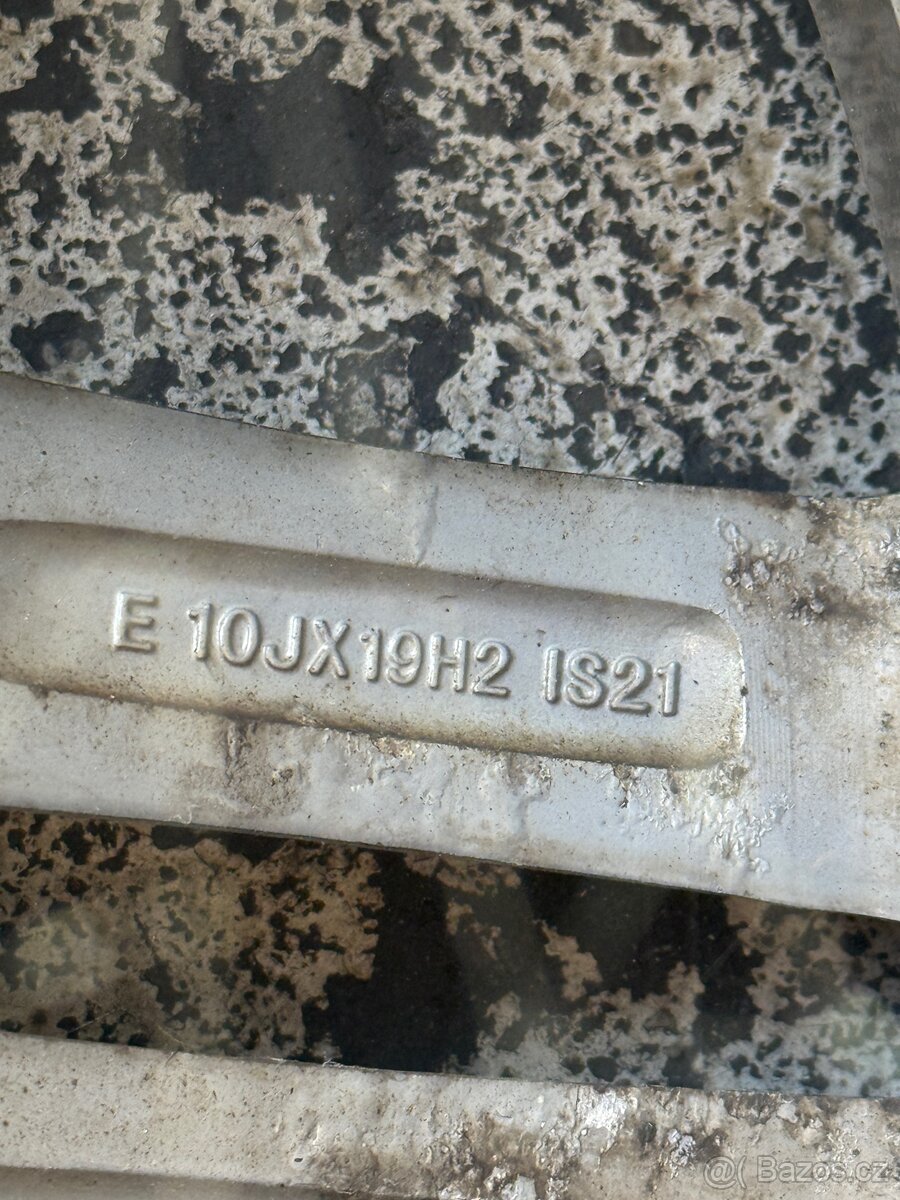 BMW originál Alu r19 - 8