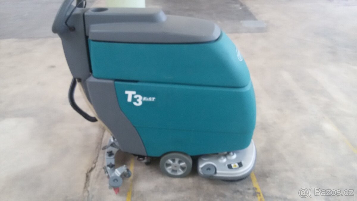 Podlahový mycí stroj Tennant T3 Disk 50 s vlastním pojezdem - 8