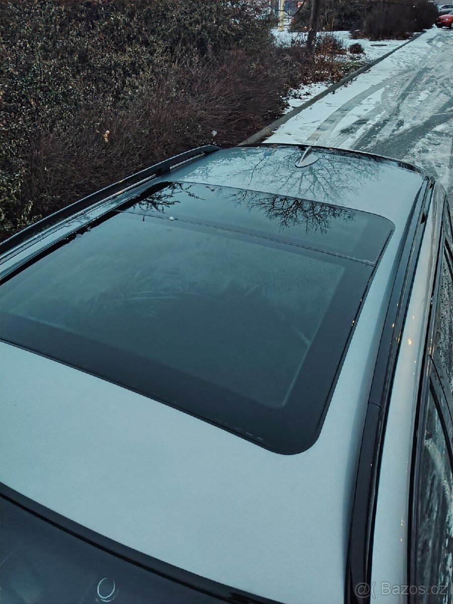 Bmw e91 lci 318d - 8