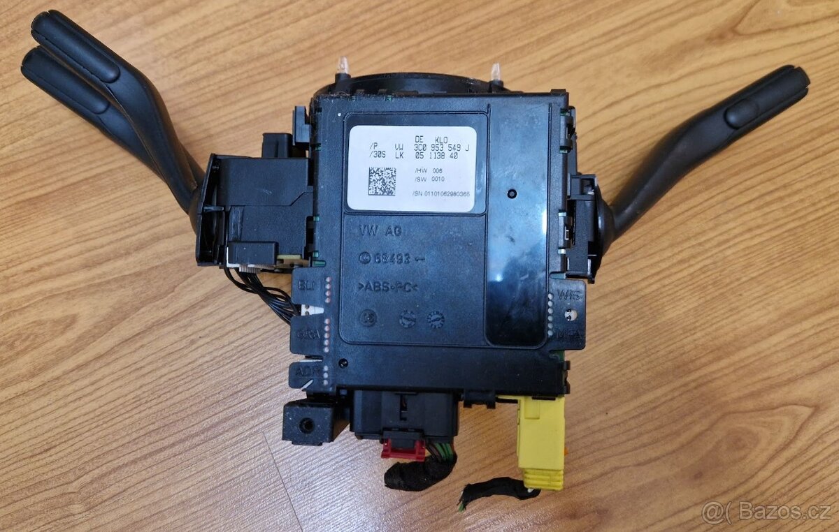 Volant s prílušenstvom na Passat B6 - 8