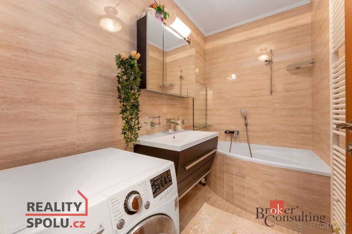 Převod dr. podílu, byty/3+1, 83 m2, Nádvorní 1163/11, Libere - 8