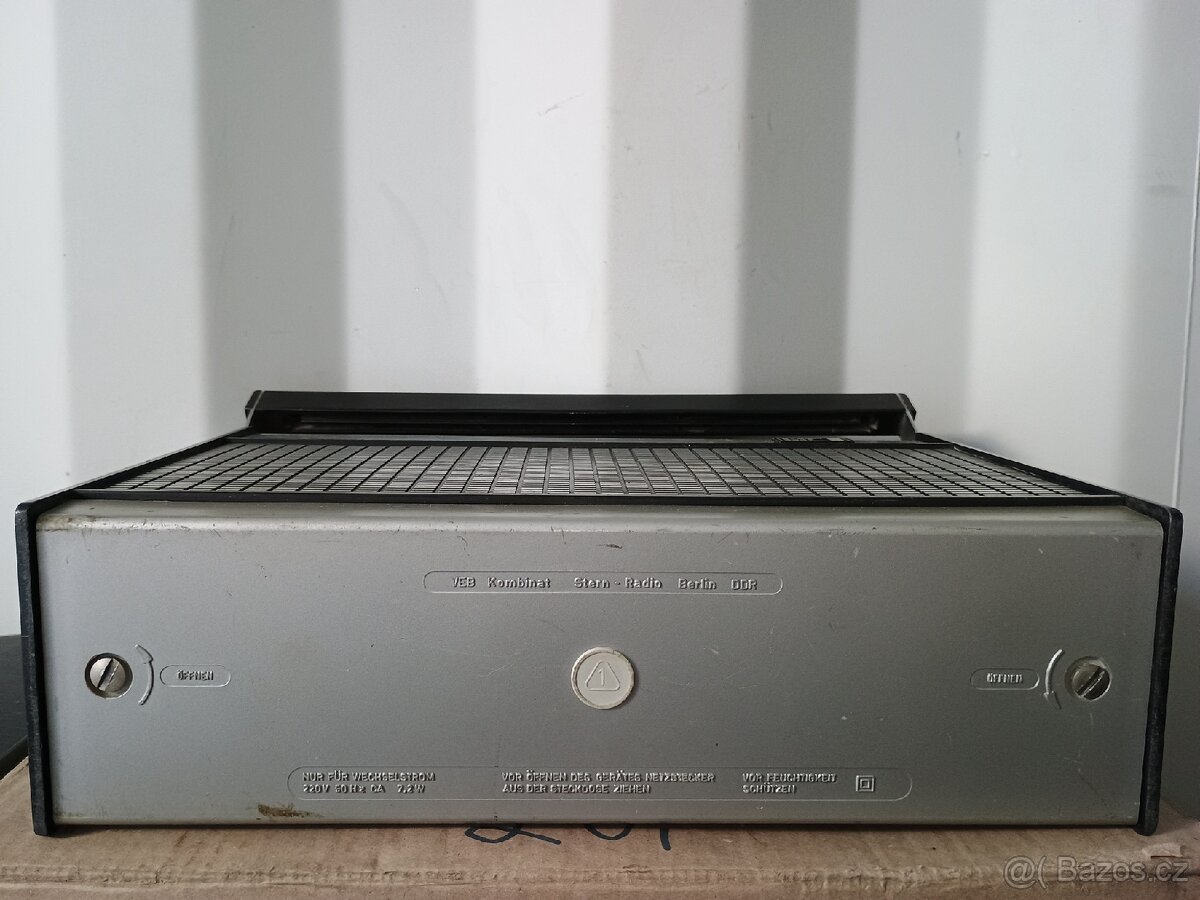 Staré přenosné rádio tranzistorák Stern Elite 2001 - 8