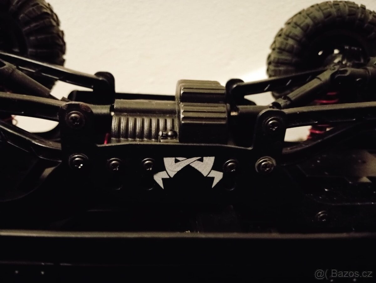 RC auto LAND ROVER 1:12 - 8